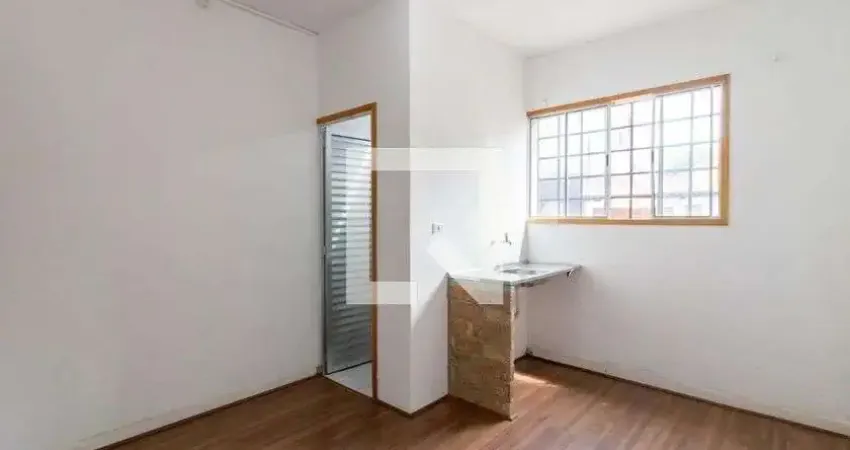 Kitnet / Stúdio para alugar na Rua Portuguesa, Vila Augusta, Guarulhos