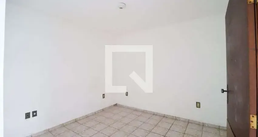 Casa com 1 quarto para alugar na Rua Rodrigo Caro, Jardim Daysy, São Paulo