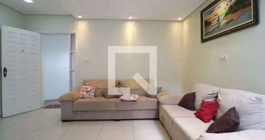 Casa com 3 quartos para alugar na Avenida Mato Grosso, Brasil, Uberlândia