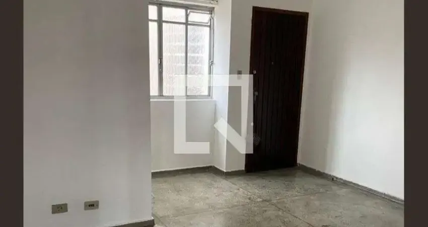Cobertura com 2 quartos para alugar na Rua Xv de Novembro, Centro, Taubaté