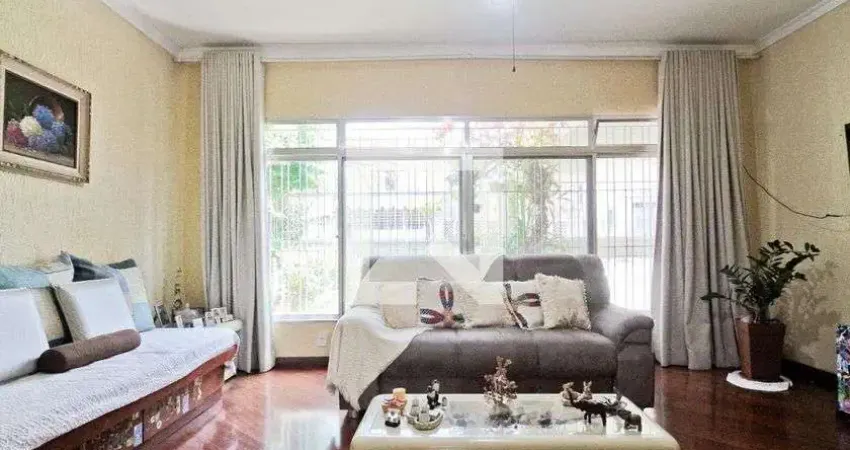 Casa com 2 quartos para alugar na Rua Benedito Lacerda, Jaraguá, São Paulo