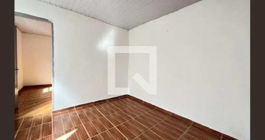 Casa com 1 quarto para alugar na Rua Montenegro, Jabaquara, São Paulo
