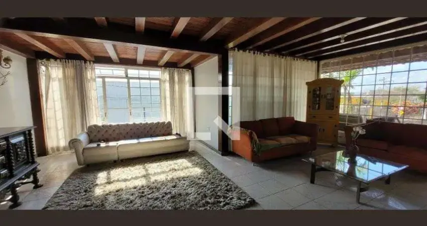 Casa com 5 quartos para alugar na Rua João Brito de Oliveira 327 - Jardim Petropolis - Cep 32655-060 - Betimmg, Filadélfia, Betim