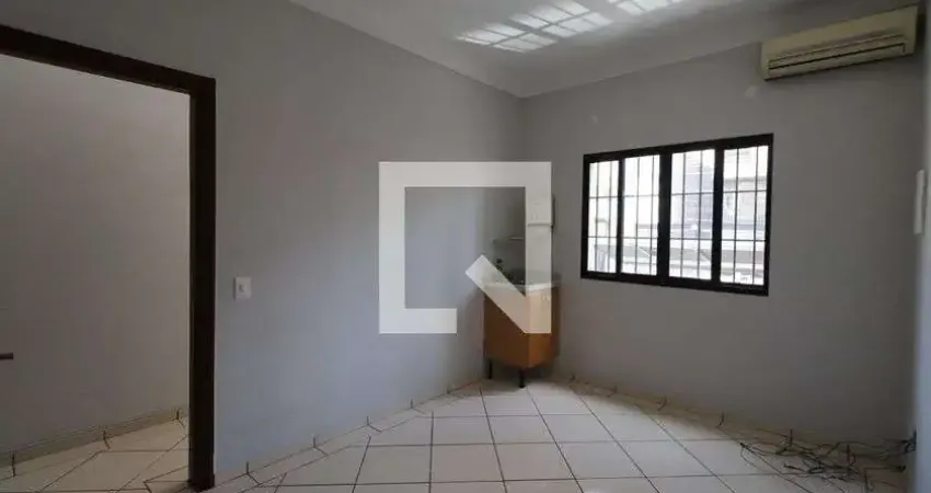 Casa com 3 quartos para alugar na Rua Almirante Calheiros, Tatuapé, São Paulo