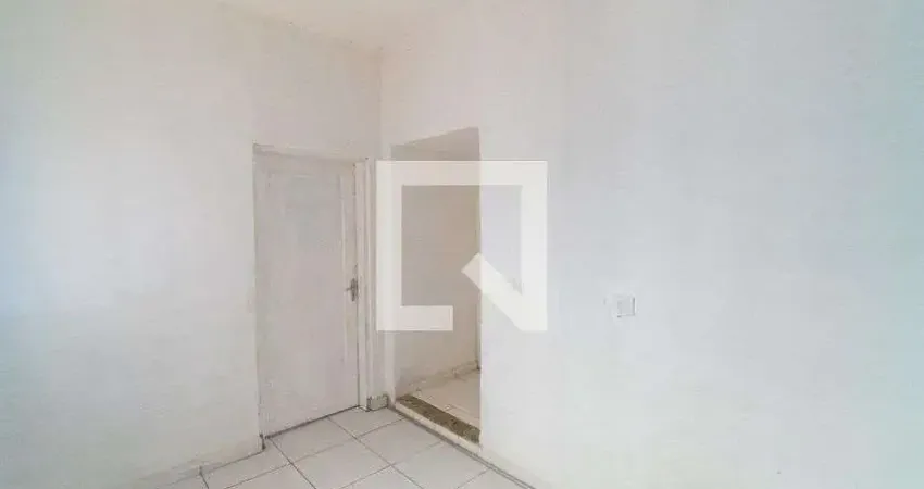 Casa com 1 quarto para alugar na Rua José de Alcântara, Jabaquara, São Paulo