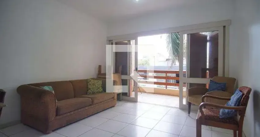 Casa com 3 quartos para alugar na Rua Joaquim Pedro Soares, Centro, Novo Hamburgo
