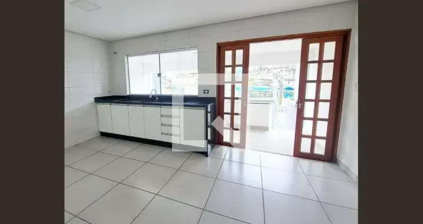 Casa com 3 quartos para alugar na Avenida Visconde de Nova Granada, Cipava, Osasco