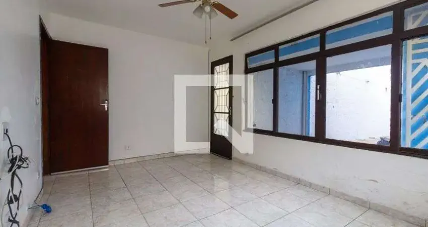 Casa com 3 quartos para alugar na Rua Itapiruna, Cangaíba, São Paulo