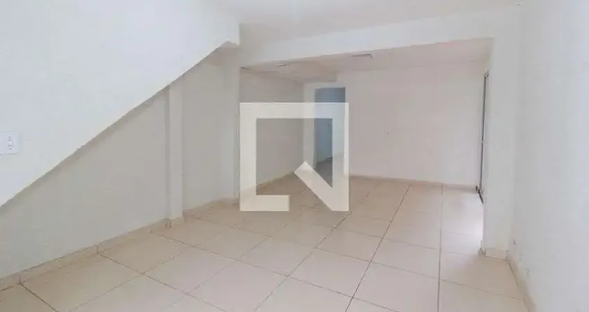 Casa com 2 quartos para alugar na Rua Jardel Filho, Conjunto Inocoop-Bonsucesso, Guarulhos