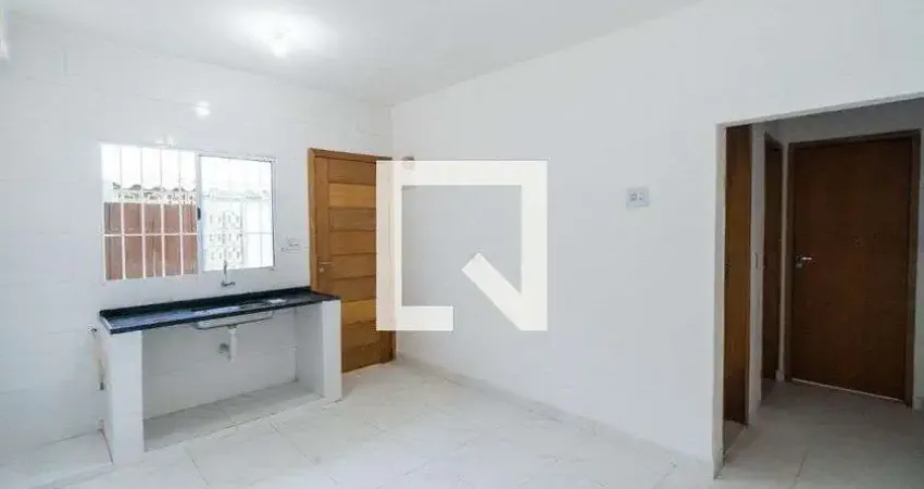 Casa com 2 quartos para alugar na Rua Franklin Magalhães, Vila Mascote, São Paulo