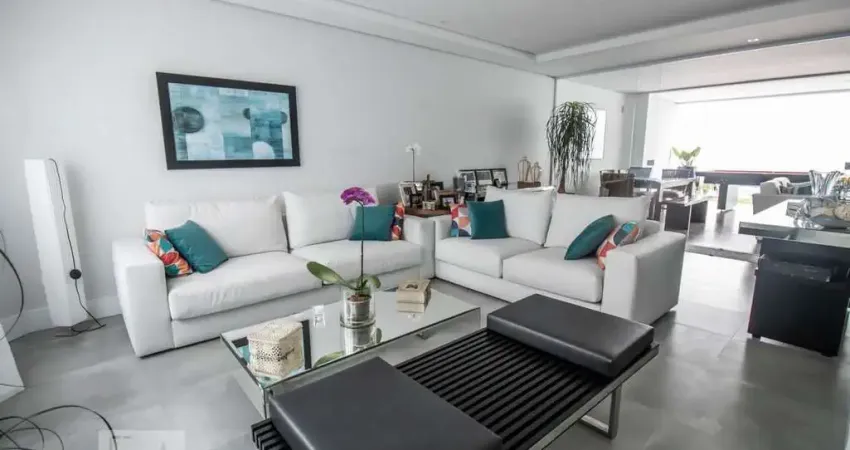 Casa com 3 quartos para alugar na Rua Conde de La Hure, Jabaquara, São Paulo