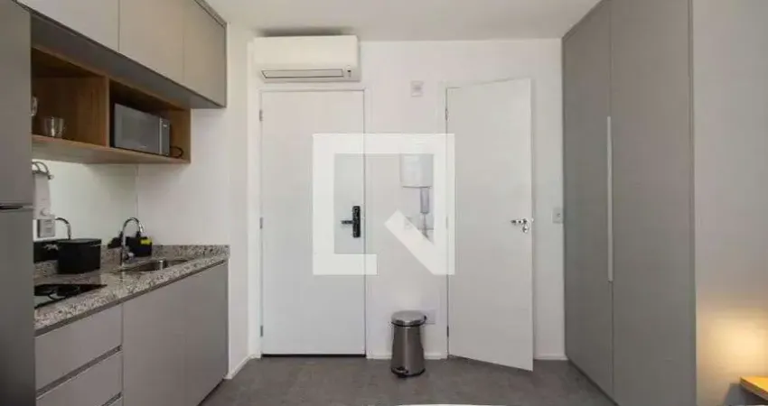 Kitnet / Stúdio para alugar na Rua Doutor Tomás Alves, Vila Mariana, São Paulo