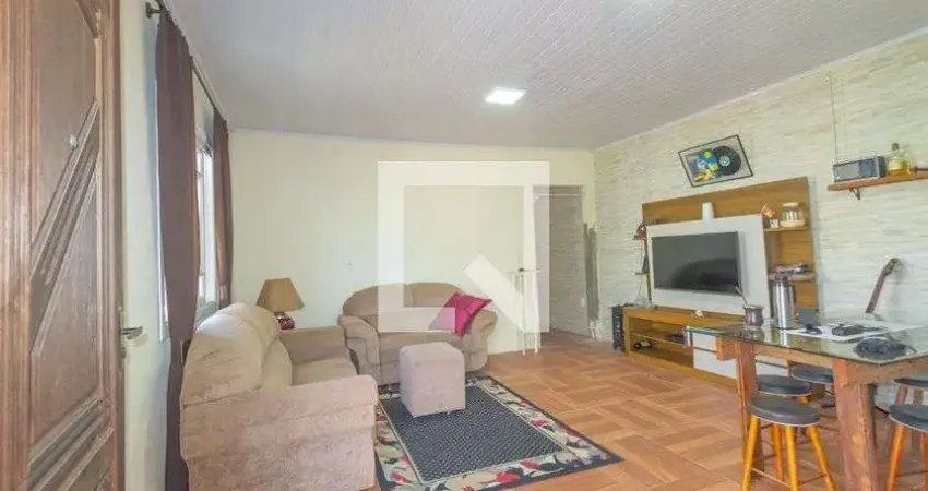 Casa com 2 quartos para alugar na Rua Júlio de Castilhos, Niterói, Canoas