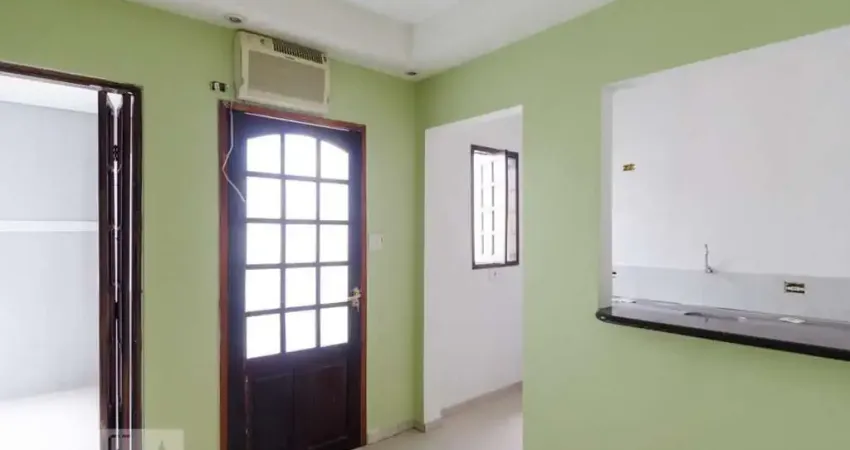 Casa com 2 quartos para alugar na Avenida Doutor Ulysses Guimarães, Conceição, Diadema