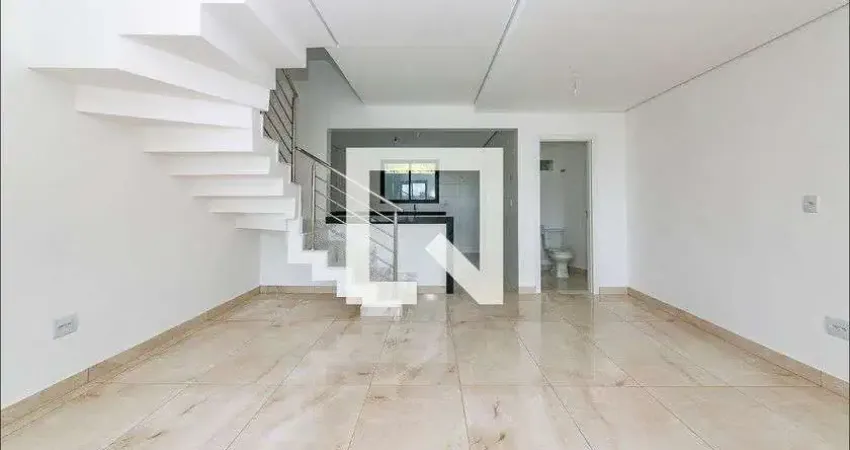 Casa com 3 quartos para alugar na Alameda dos Canários, Cabral, Contagem