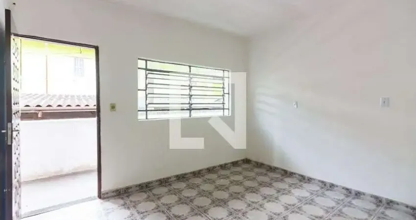 Casa com 2 quartos para alugar na Rua João Guimarães Rosa, Veloso, Osasco