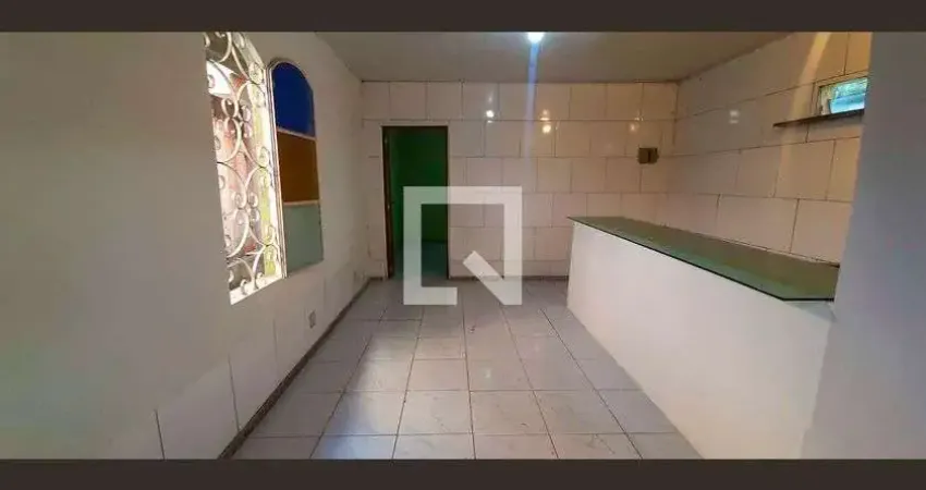 Casa com 2 quartos para alugar na Estrada das Rosas, Santa Maria, Osasco