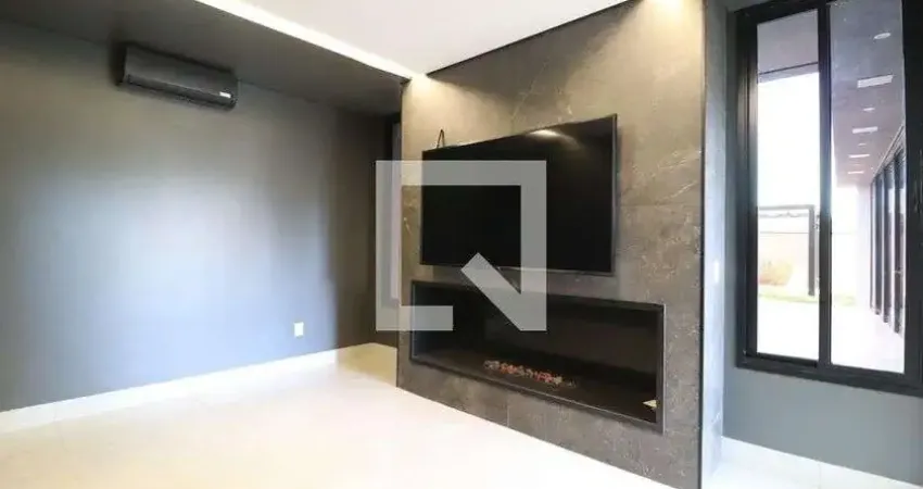 Casa / sobrado em condomínio para aluguel - granja marileusa, 4 quartos,  270 m² - uberlândia