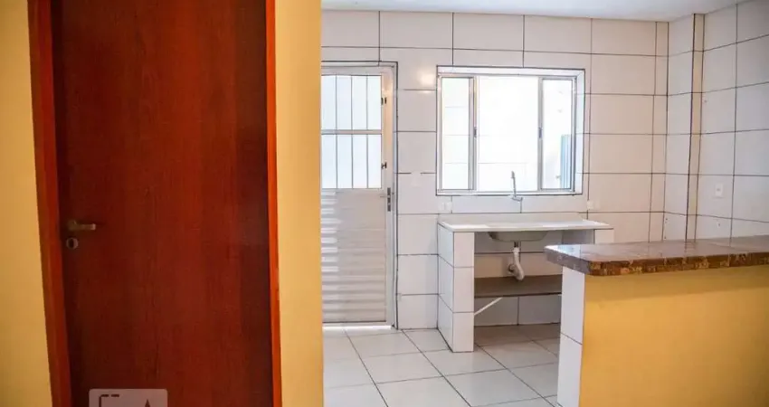 Casa com 1 quarto para alugar na Rua Flor de Caboclo, Itaquera, São Paulo