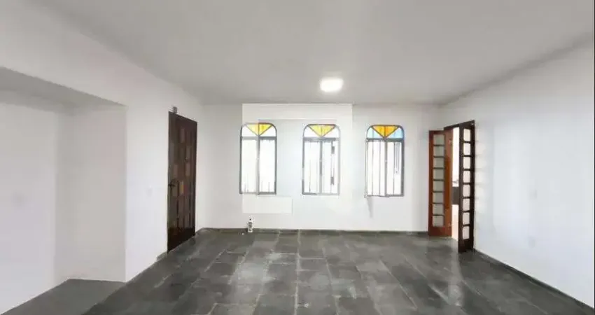 Casa com 3 quartos para alugar na Rua Sebastião Alves, Jardim Eulina, Campinas
