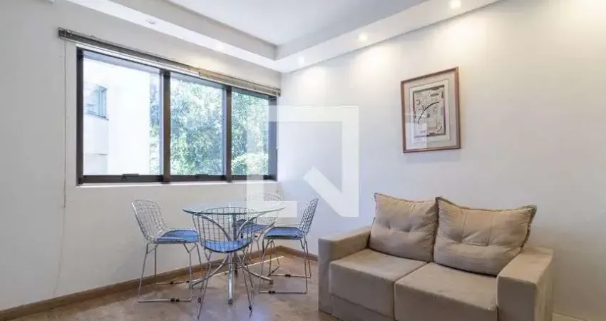Apartamento com 1 quarto para alugar na Avenida Ibijaú, Moema, São Paulo