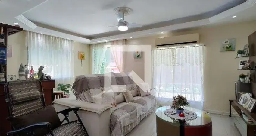 Casa / sobrado em condomínio para aluguel - taquara, 3 quartos,  366 m² - rio de janeiro