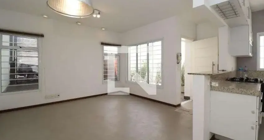 Casa com 4 quartos para alugar na Rua Aleixo Jorge, Sumaré, São Paulo