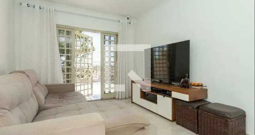 Casa com 3 quartos para alugar na Rua Pérsio Pacheco e Silva, Interlagos, São Paulo