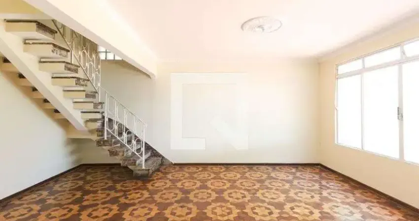 Casa com 4 quartos para alugar na Rua Caucaia do Alto, Tucuruvi, São Paulo