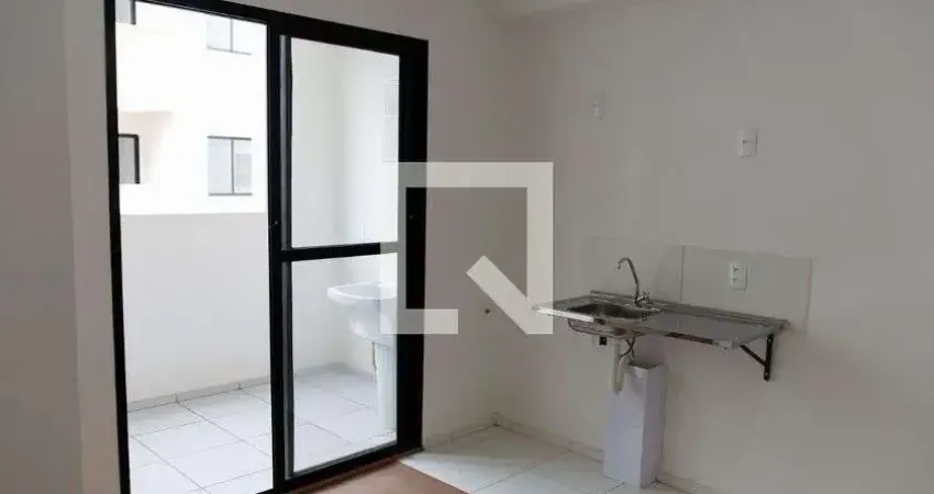 Apartamento com 2 quartos para alugar na Avenida Sarah Veloso, Veloso, Osasco