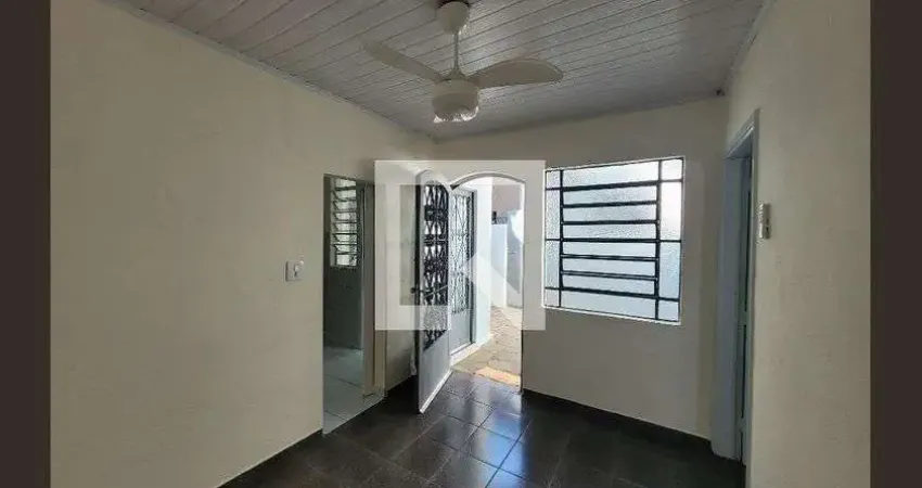Casa com 1 quarto para alugar na Rua Mac-Hardy, Taquaral, Campinas
