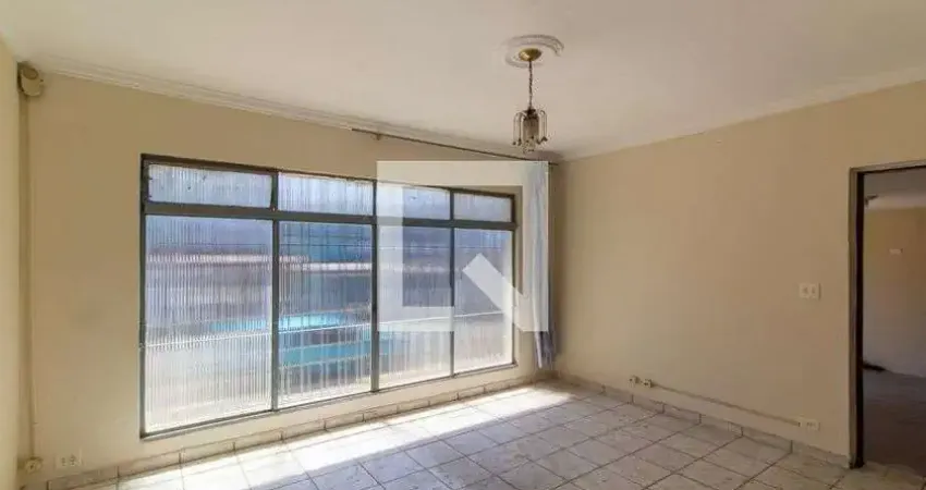 Casa com 3 quartos para alugar na Rua Antônio Ferraciolli, Aricanduva, São Paulo