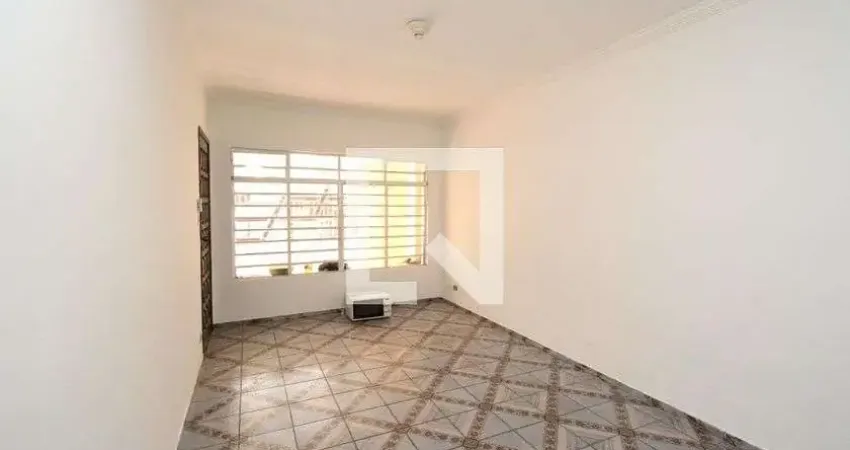 Casa com 2 quartos para alugar na Rua João da Silva de Moraes, Vila Romano, São Paulo