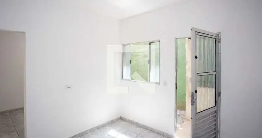 Casa com 1 quarto para alugar na Rua Serra Uassari, Campanário, Diadema