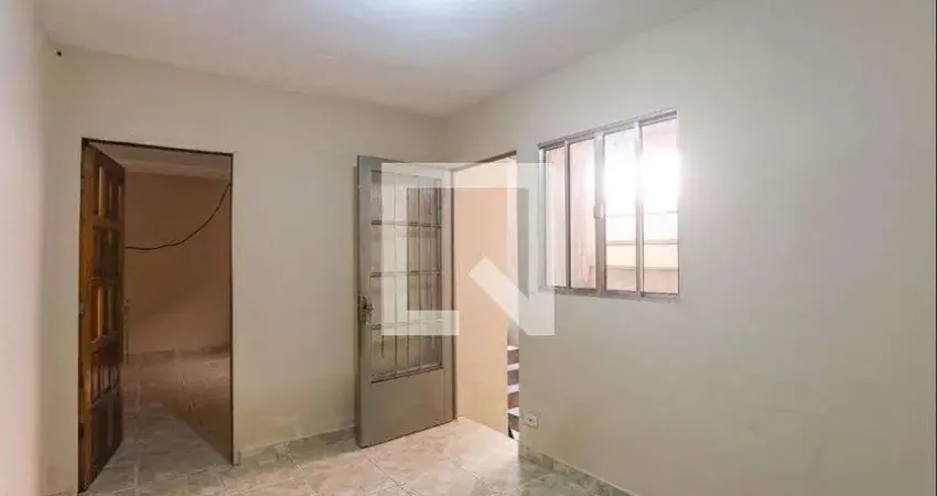 Casa com 3 quartos para alugar na Rua França, Canhema, Diadema