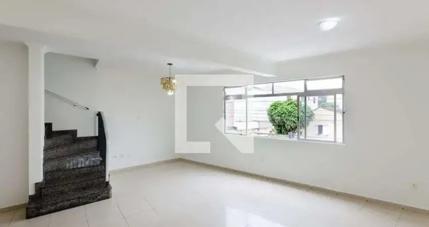 Casa com 3 quartos para alugar na Rua Bolívia, Aparecida, Santos