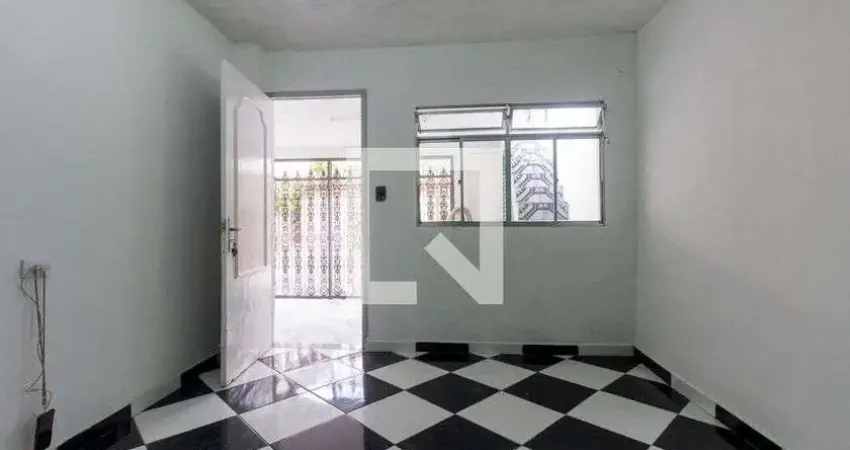 Casa com 2 quartos para alugar na Rua José Miguel Ackel - Penha, Vila Ré, São Paulo