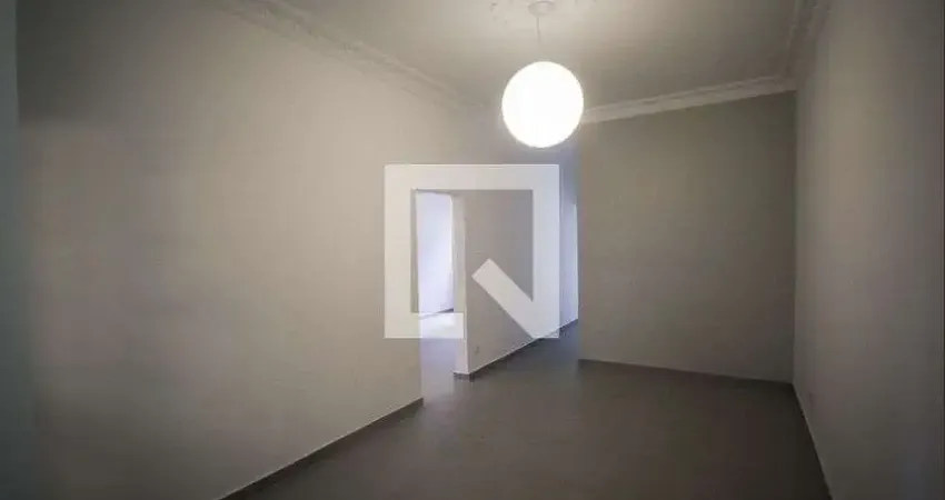 Casa com 2 quartos para alugar na Rua Castro Alves, Aclimação, São Paulo