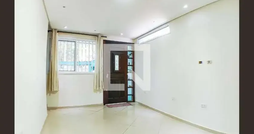 Casa com 3 quartos para alugar na Rua Camilo, Vila Romana, São Paulo