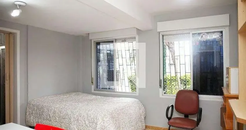 Kitnet / stúdio para aluguel - azenha, 1 quarto,  30 m² - porto alegre