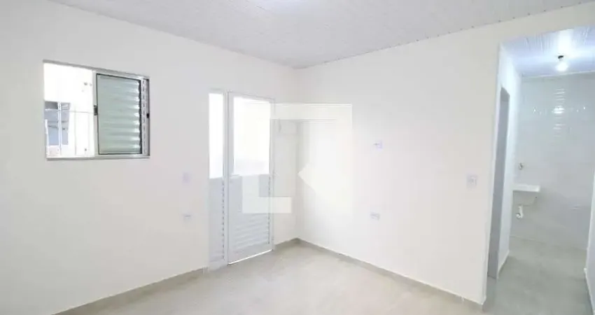 Casa com 1 quarto para alugar na Rua Rozo Lagoa, Vila Roque, São Paulo