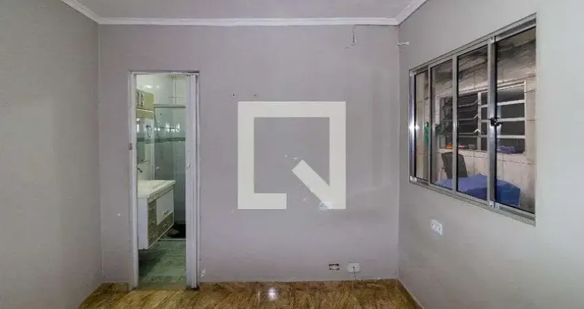 Casa com 2 quartos para alugar na Rua Soldado Cândido da Luz Paiva, Sapopemba, São Paulo