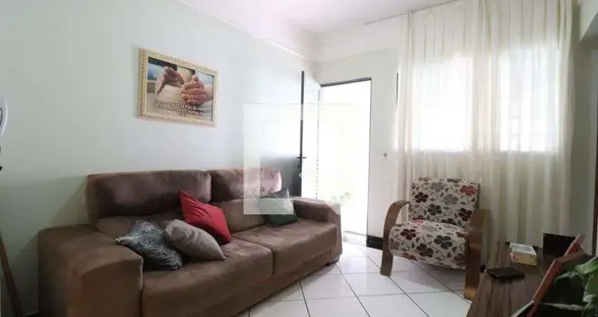 Casa / sobrado em condomínio para aluguel - jardim holanda, 2 quartos,  60 m² - uberlândia