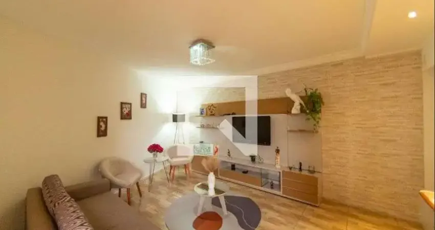 Casa com 2 quartos para alugar na Rua Cipreste, Parque Viana, Barueri