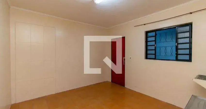 Casa com 1 quarto para alugar na Rua Coronel Pacheco do Couto, São Rafael, São Paulo