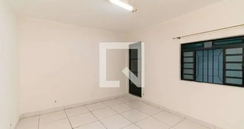Casa com 1 quarto para alugar na Rua Coronel Pacheco do Couto, São Rafael, São Paulo
