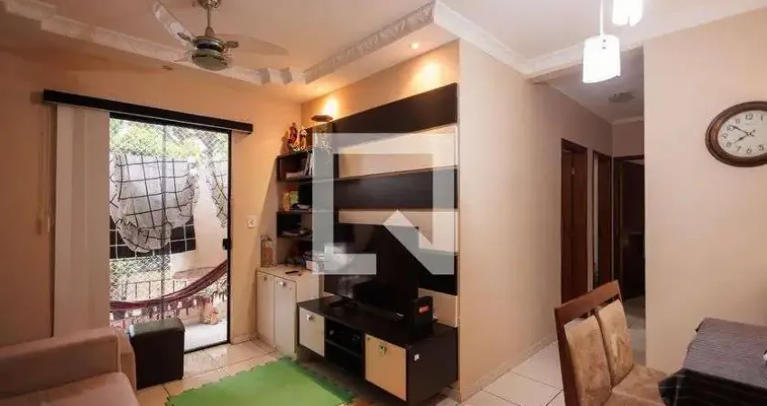 Apartamento com 3 quartos para alugar na Avenida Doutor Lycurgo Barbosa Querido, Areao, Taubaté