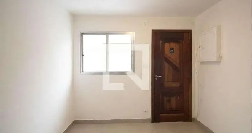 Casa com 2 quartos para alugar na Rua Pedro Vilalobos Martin, Vila Maria, São Paulo