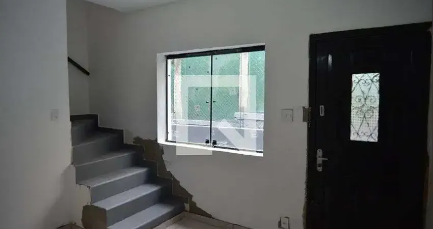 Casa com 2 quartos para alugar na Avenida João Ramalho, Centro, Santo André