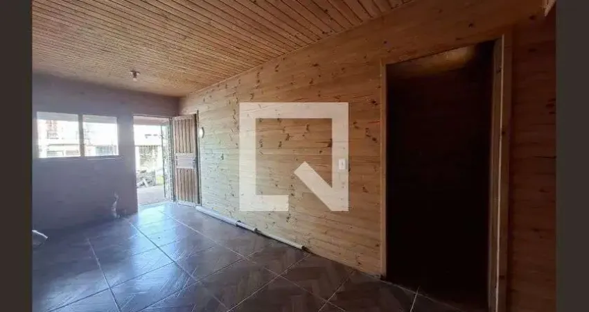 Casa com 2 quartos para alugar na Rua Raul Silva Gudolle, Hípica, Porto Alegre